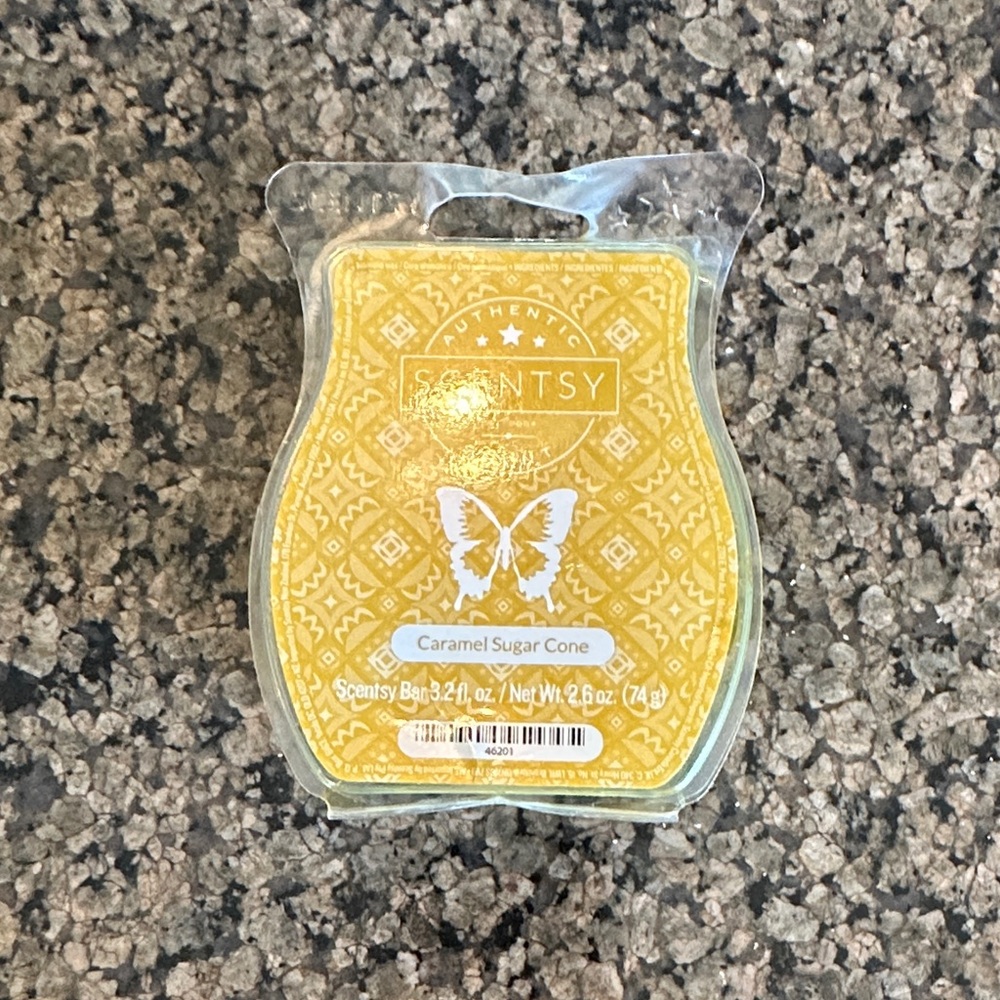 Scentsy Caramel Sugar Cone Wax Bar - Golden Yellow